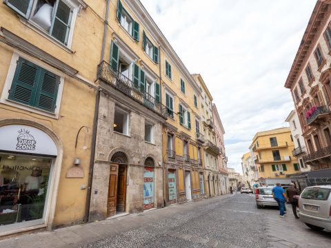 Largo Cavallotti, 18 - Sassari