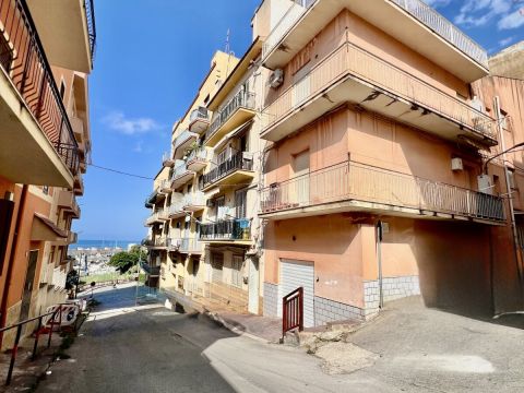 Via Nicola Barbato, 1 - Sciacca
