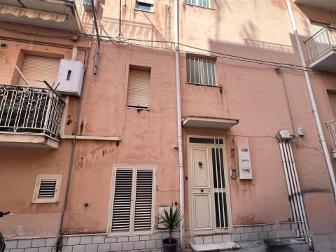 Via Nicola Barbato, 1 - Sciacca