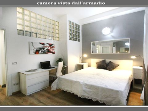 Via Guido Guinizelli, 5 - Milano