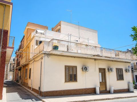 Via Giosuè Carducci, 19 - Portopalo Di Capo Passero