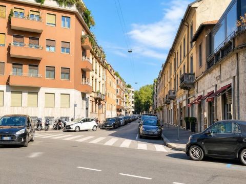 Via Paullo, 13 - Milano