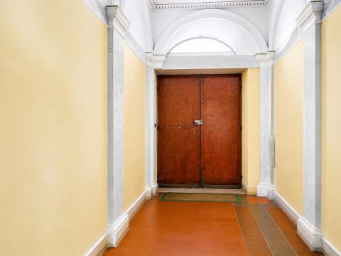 Via Castelfidardo, 18 - Roma