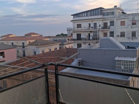 Via Piromalli, 31 - Siderno