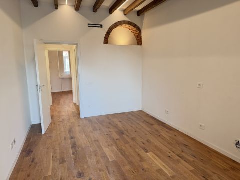 Via Pietro Crespi, 11 - Milano