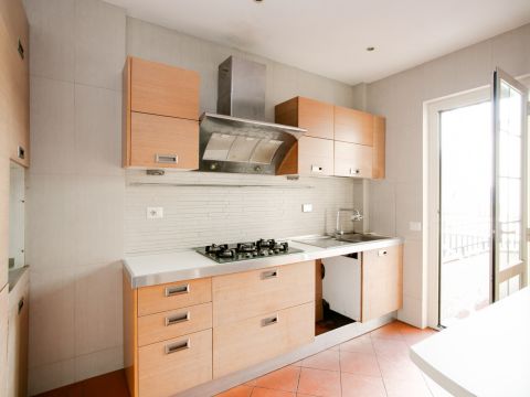 Via Pierfranco Bonetti, 25 - Roma