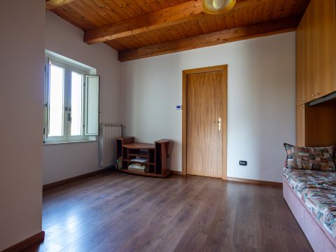 Viale Giovanni XXIII, 59 - Pentone