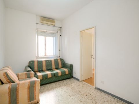 Viale dell'Unione, 12 - Guidonia Montecelio