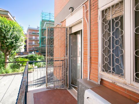 Viale dell'Unione, 12 - Guidonia Montecelio