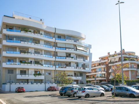 Via Andrea Cascella, 6 - Roma