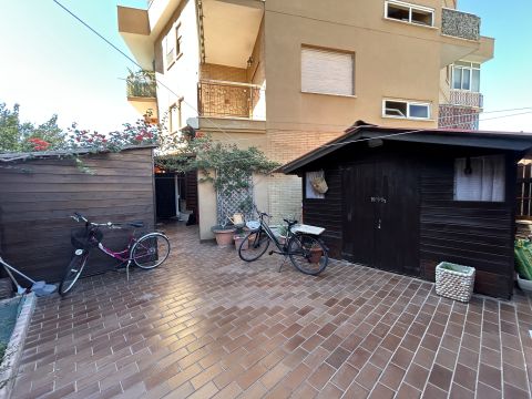 Via Taranto, 47 - Ladispoli
