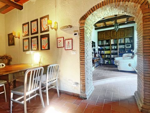 Via Camaldoro 24 - Pietrasanta
