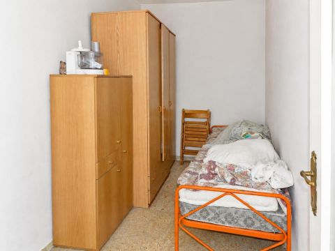 Via Annibal Caro, 76 - Tolfa