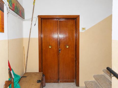 Via Annibal Caro, 76 - Tolfa