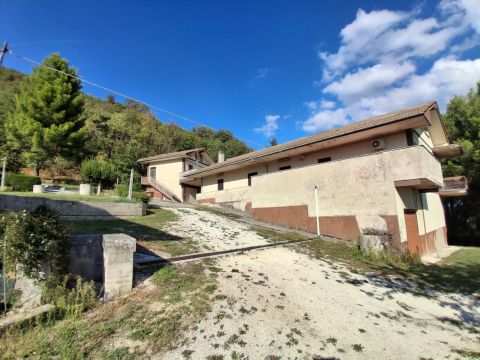 Via Forchiusa Est, 114 - Serra San Quirico