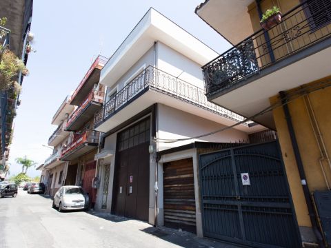 Via Palermo, 8 - San Giovanni La Punta