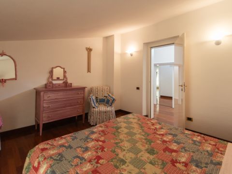 Frazione Valtreara, 41 - Genga