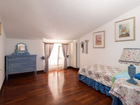 Frazione Valtreara, 41 - Genga