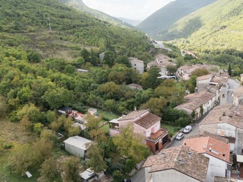 Frazione Valtreara, 41 - Genga