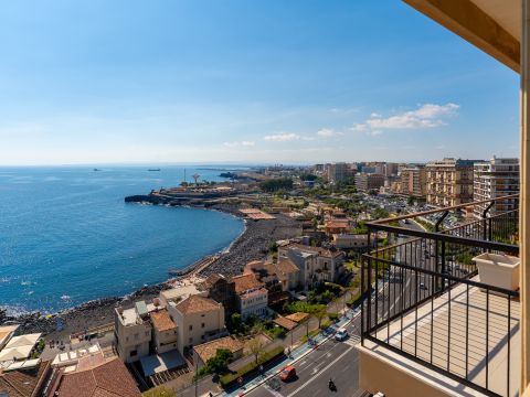 Viale Alcide De Gasperi, 151 - Catania