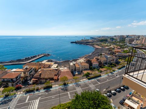 Viale Alcide De Gasperi, 151 - Catania