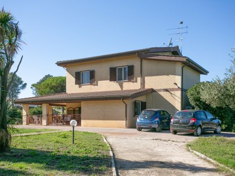 Strada Torre della Fiora, 20 - Palombara Sabina