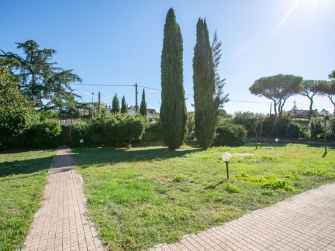Strada Torre della Fiora, 20 - Palombara Sabina