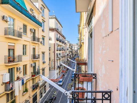 Piazza San Maria la Scala, 10 - Napoli