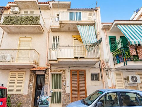 Via Generale di Gregorio, 25 - Villabate
