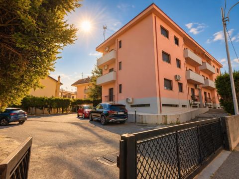 Via Nicola Lombardi, 4 - Catanzaro