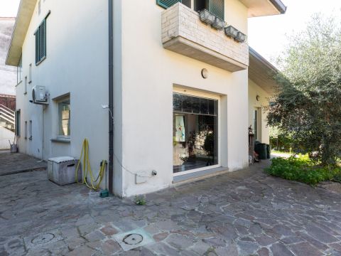 Via Pietro Nenni, 25 - Rosignano Marittimo