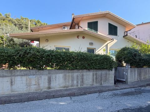 Via Pietro Nenni, 25 - Rosignano Marittimo