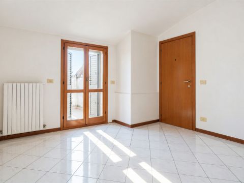 Via 1ª Strada, 155 - Fano