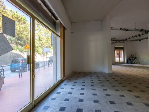 Viale dei Normanni, 59 61 63 65 - Catanzaro