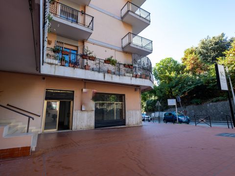 Viale dei Normanni, 59 61 63 65 - Catanzaro