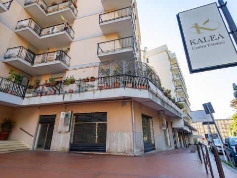 Viale dei Normanni, 59 61 63 65 - Catanzaro