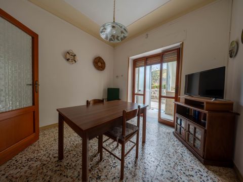 Via Michele Abozzi, 11 - Sassari