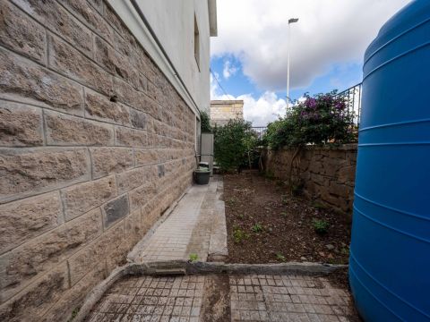 Via Michele Abozzi, 11 - Sassari