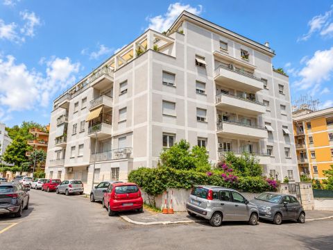 Via Agostino Valiero, 12 - Roma