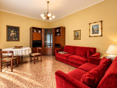 Via Agostino Valiero, 12 - Roma