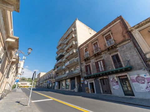 Via Etnea, 756 - Catania