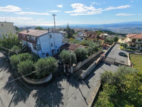 Via Lenza, 24 - Catanzaro