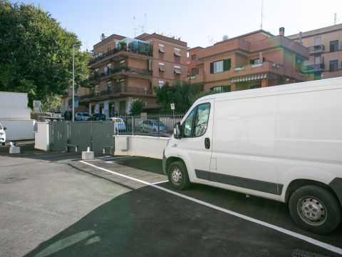 Via Radicofani, 127 - Roma