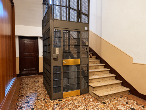 Via Irnerio, 21 - Bologna