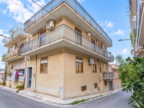 Via Luigi Giannettino, 5 - Villabate