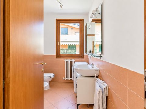 Via N. Paganini, 11 - Noventa Padovana