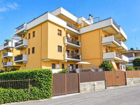Via Castelsecco, 6 - Santa Marinella