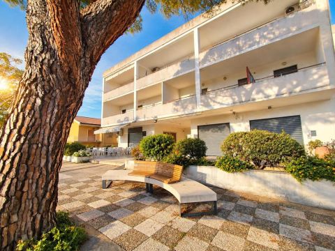 Viale A. Moro, 530 - Tortora