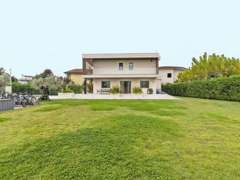 Via Giuseppe Viner - Forte Dei Marmi