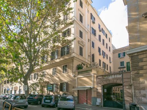 Via Nomentana, 203 - Roma